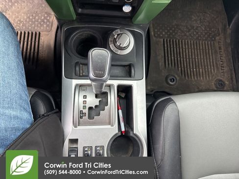 Used 2017 Toyota 4Runner SR5 Premium image 14