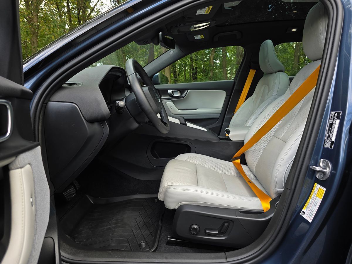 Used 2023 Polestar Polestar 2 AWD/4WD image 11
