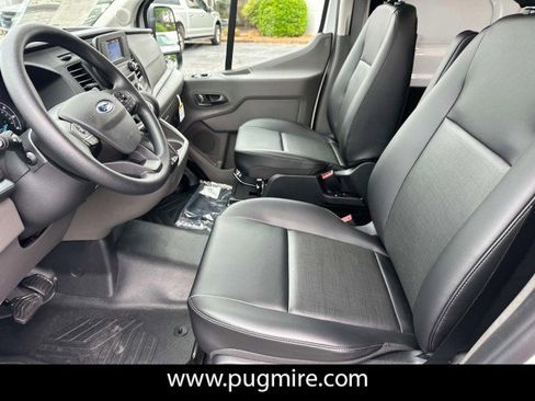 New 2025 Ford Transit 250 148 Medium Roof image 9
