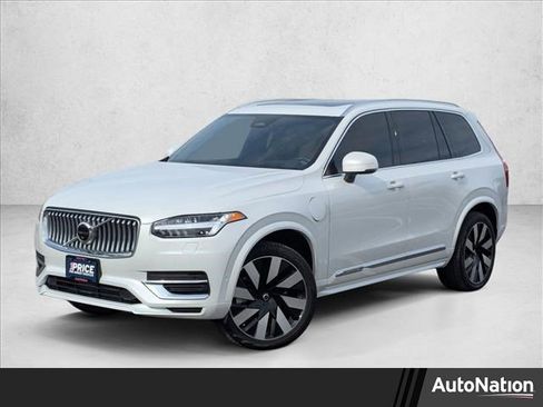 Used 2023 Volvo XC90 T8 Ultimate image 1