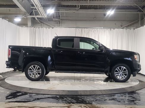Used 2016 GMC Canyon SLE w/ Nightfall Edition image 18