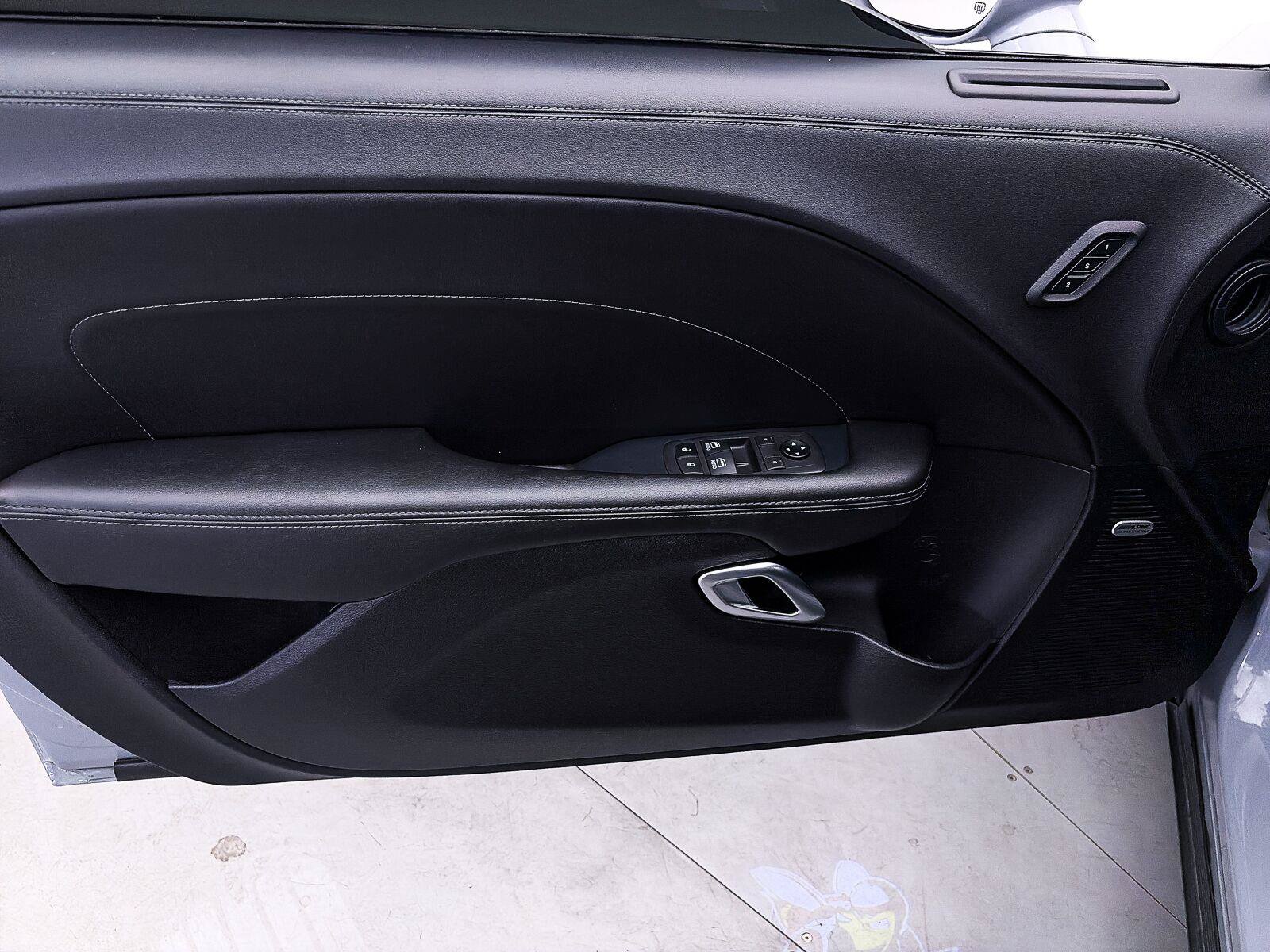 Used 2021 Dodge Challenger R/T Scat Pack RWD image 18