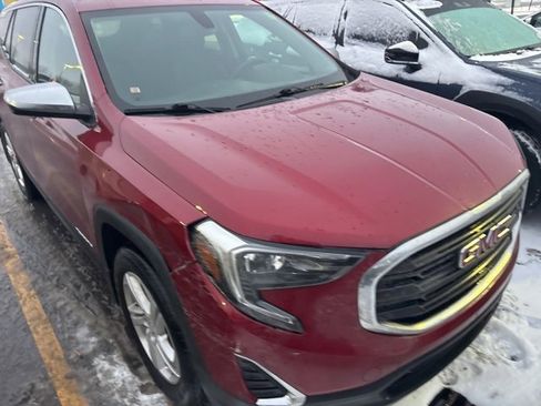 Used 2018 GMC Terrain SLE w/ Driver Convenience Package image 5
