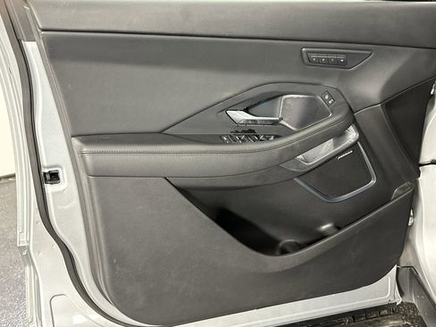 Used 2019 Jaguar E-PACE S image 33