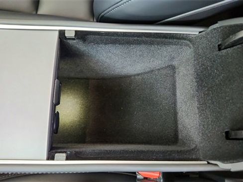 Used 2023 Tesla Model Y Performance image 52