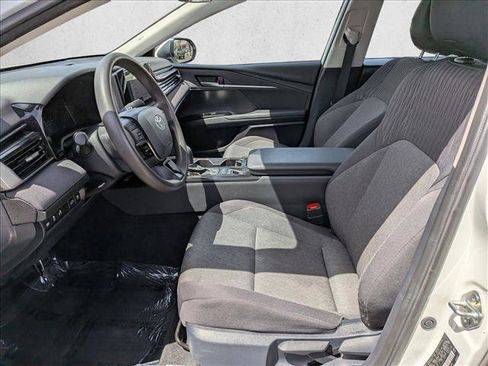 Used 2025 Toyota Camry LE FWD image 21