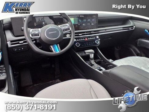 New 2025 Hyundai Santa Cruz SEL image 6