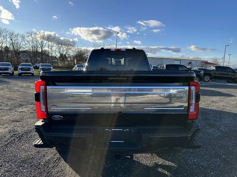 Used 2024 Ford F350 Platinum image 7