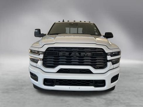 Used 2025 RAM 3500 Big Horn AWD/4WD image 13