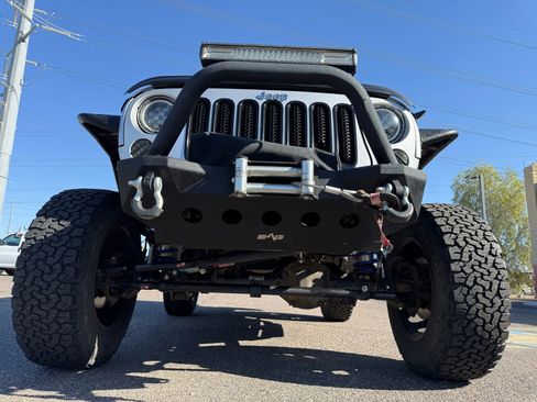 Used 2009 Jeep Wrangler X image 39