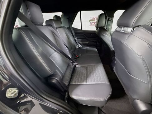 Used 2025 Toyota 4Runner TRD Off-Road Premium AWD/4WD image 33