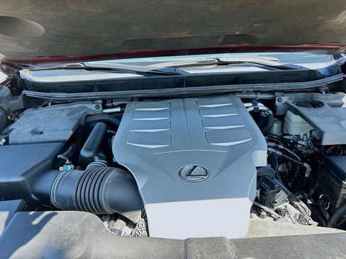 Used 2017 Lexus GX 460 image 32