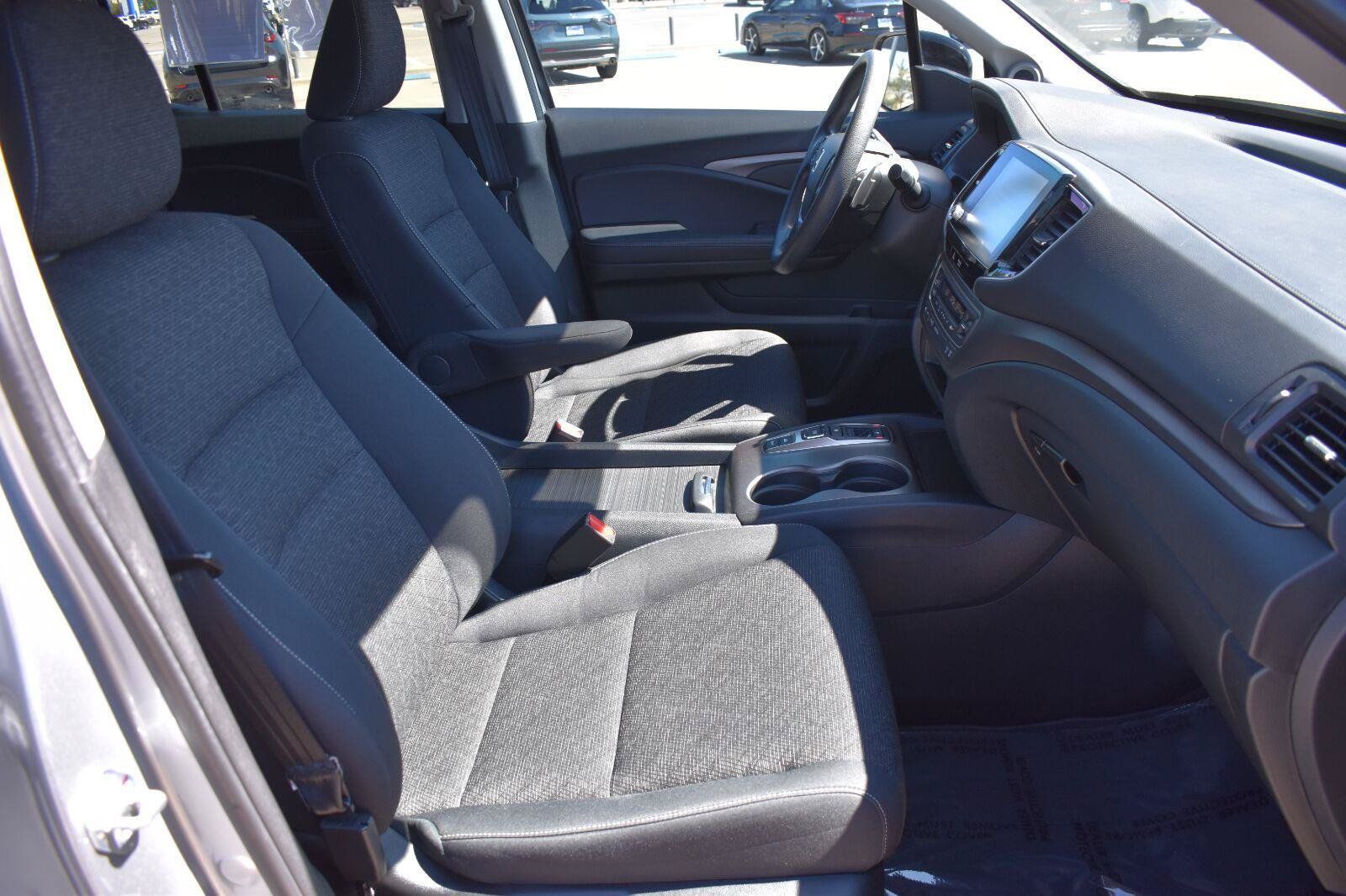 Used 2023 Honda Ridgeline Sport image 14
