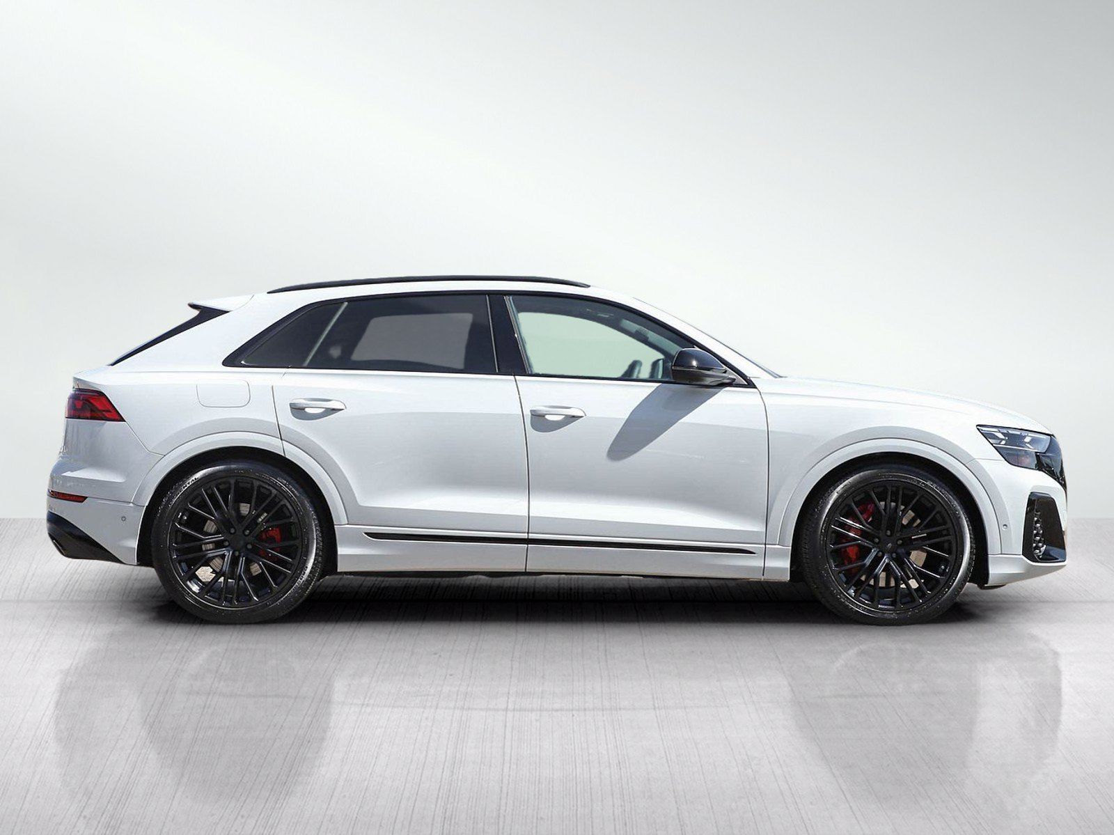 Used 2026 Audi SQ8 Prestige AWD/4WD image 6