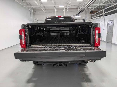 Used 2024 Ford F250 XLT w/ XLT Premium Package AWD/4WD image 42