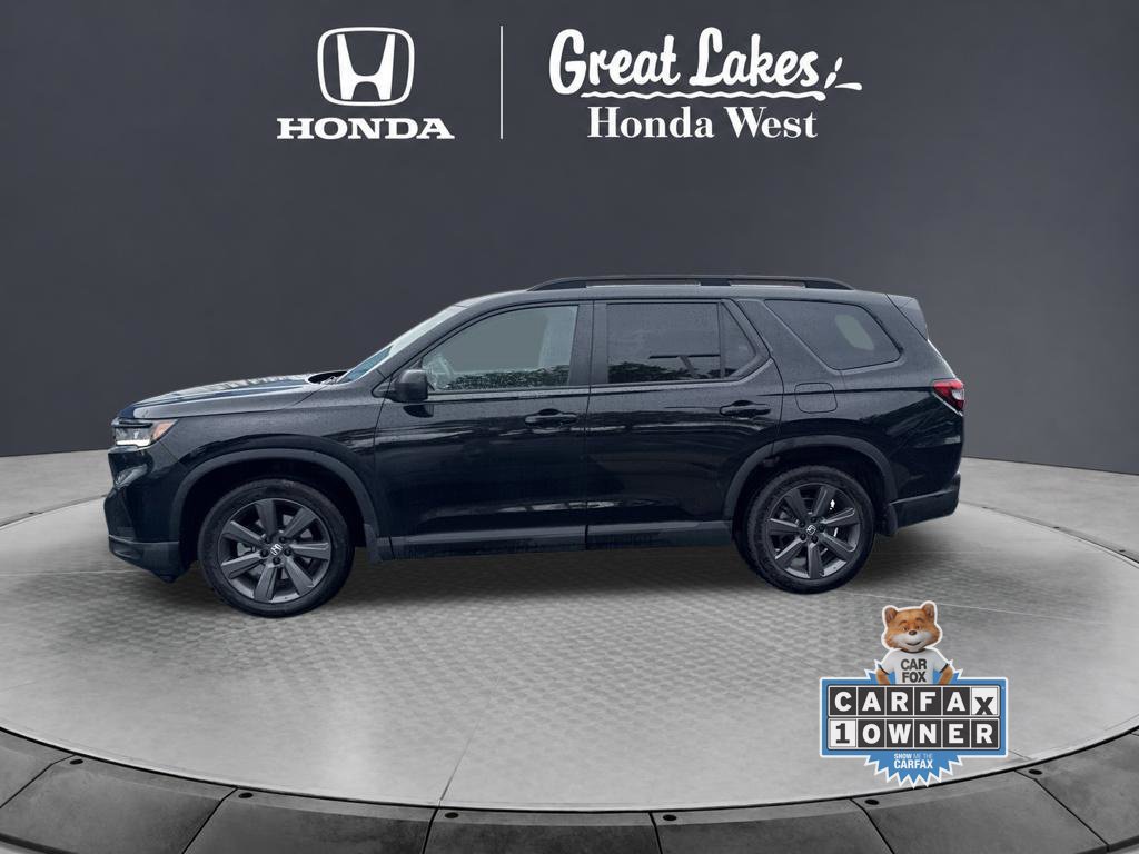 Used 2025 Honda Pilot Sport image 14