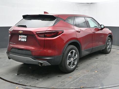 Used 2025 Chevrolet Blazer LT image 10