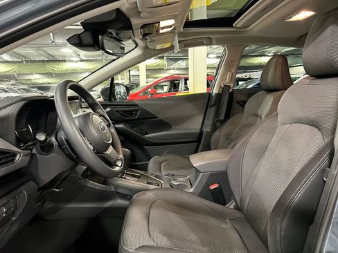 Used 2024 Subaru Crosstrek 2.0i Premium image 10