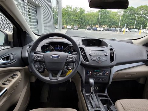 Used 2017 Ford Escape SE FWD image 14