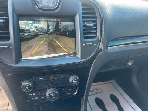 Used 2016 Chrysler 300 S image 34