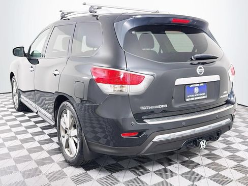 Used 2015 Nissan Pathfinder Platinum w/ Family Entertainment Package AWD/4WD image 9