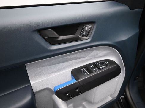 New 2026 Ford Maverick XLT FWD image 9