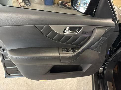 Used 2013 INFINITI FX37 FX37 AWD w/ Premium Pkg image 33