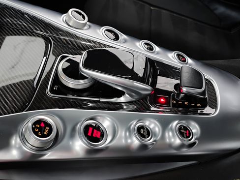 Used 2018 Mercedes-Benz AMG GT C image 29