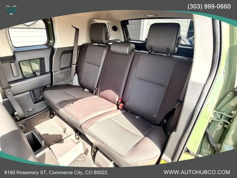 Used 2012 Toyota FJ Cruiser 4WD w/ Upgrade Pkg image 12