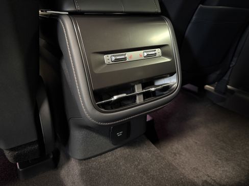 New 2026 Lincoln Nautilus Premier w/ Equipment Group 102A image 22