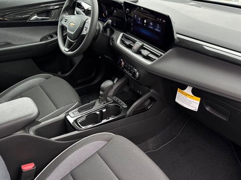 Used 2026 Chevrolet TrailBlazer LS w/ LS Confidence Package image 17