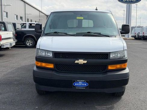 Used 2022 Chevrolet Express 3500 LS image 2