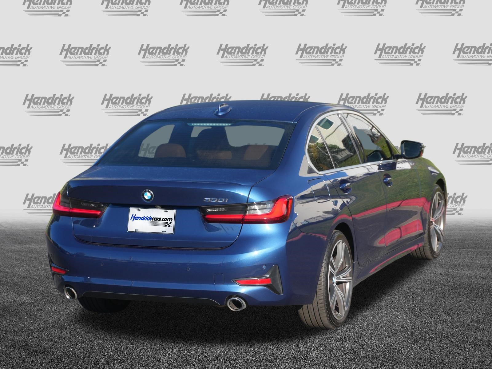 Used 2022 BMW 330i Sedan w/ Driving Assistance Package RWD image 9