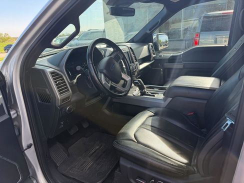 Used 2019 Ford F150 Platinum AWD/4WD image 14