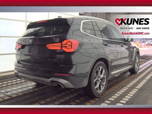 Used 2024 BMW X3 sDrive30i w/ Convenience Package image 6