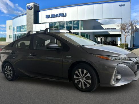Used 2021 Toyota Prius Prime Limited FWD image 5