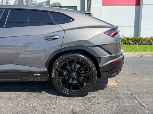 Used 2024 Lamborghini Urus S image 12
