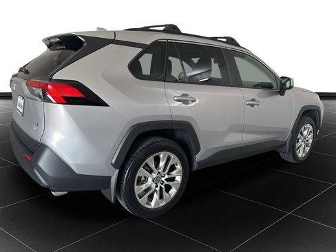 Used 2025 Toyota RAV4 XLE Premium w/ Weather Package AWD/4WD image 5