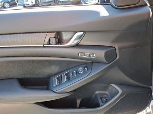 Used 2021 Honda Accord EX-L image 12