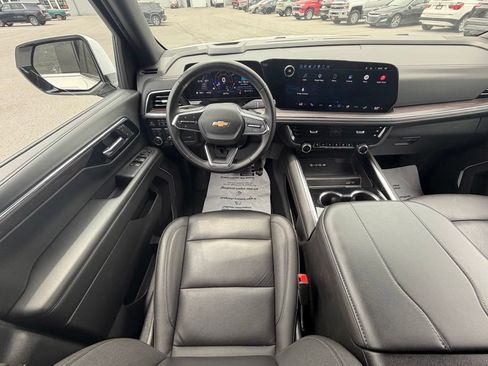 Used 2025 Chevrolet Tahoe LT AWD/4WD image 22