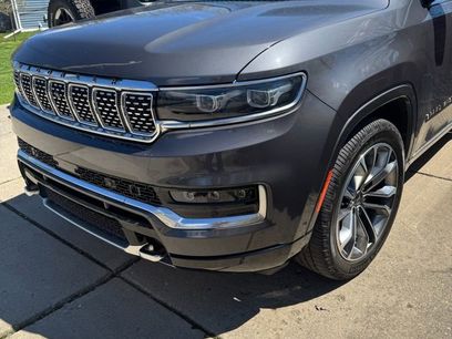 Used 2022 Jeep Grand Wagoneer Series III w/ Rear Seat Video Group 1