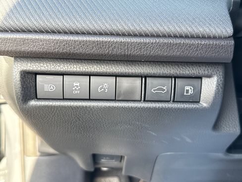 Certified 2025 Toyota Camry SE FWD image 27