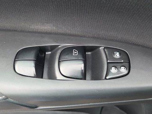 Used 2017 Nissan Sentra S w/ S Style Package image 18