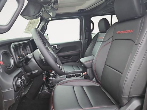 New 2026 Jeep Gladiator Rubicon w/ Safety Group AWD/4WD image 9