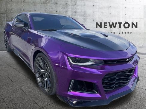 Used 2018 Chevrolet Camaro ZL1 RWD image 1