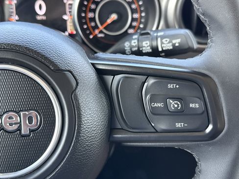 Used 2023 Jeep Wrangler Unlimited Sport AWD/4WD image 20
