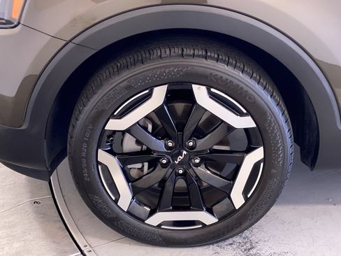 Certified 2024 Kia Telluride S w/ S Sunroof Package FWD image 12