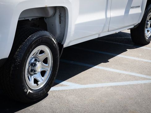 Used 2014 Chevrolet Silverado 1500 W/T RWD image 21
