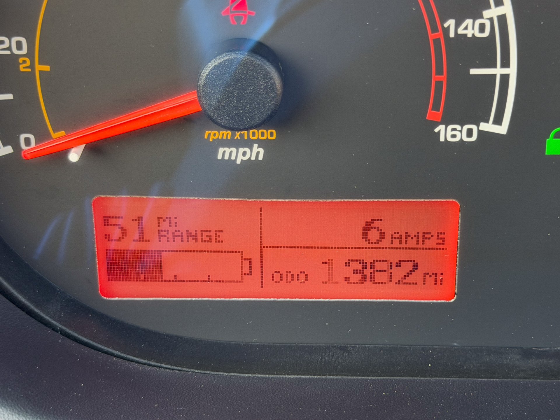 Used 2010 Tesla Roadster RWD image 21