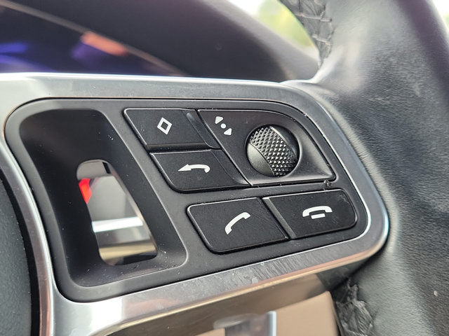 Used 2022 Porsche Cayenne Platinum Edition AWD/4WD image 31